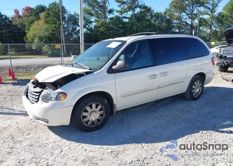 2007 Chrysler Town & Country Touring from USA, damaged, VIN 2A8GP54L57R318281
